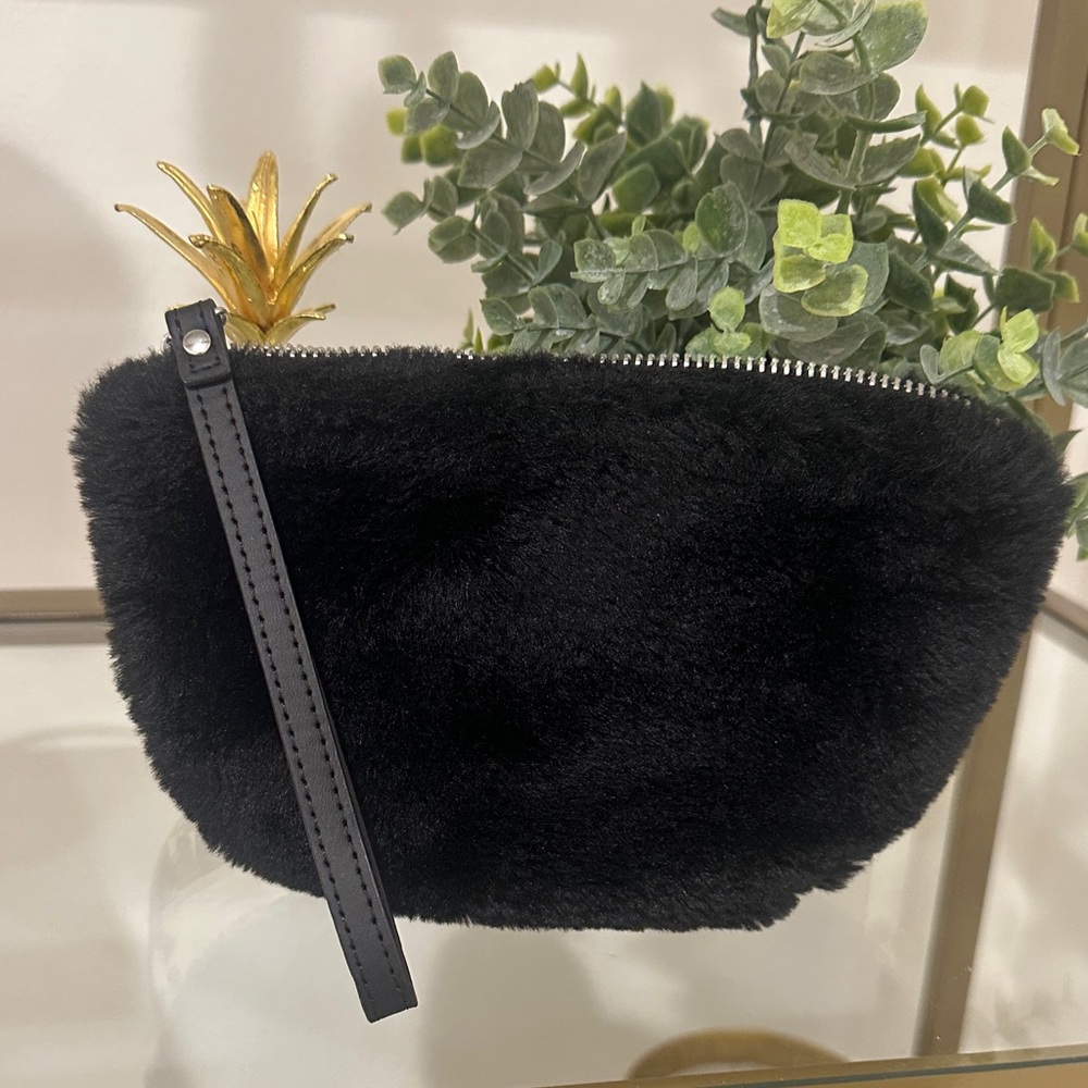 House of Harlow 1960 Black Faux Fur Cosmetic Bag